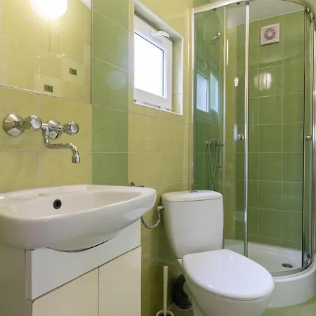 Lodge Dom Goscinny Bursztynek Wladyslawowo