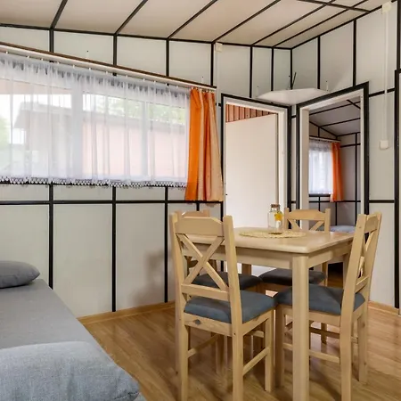 Lodge Dom Goscinny Bursztynek *